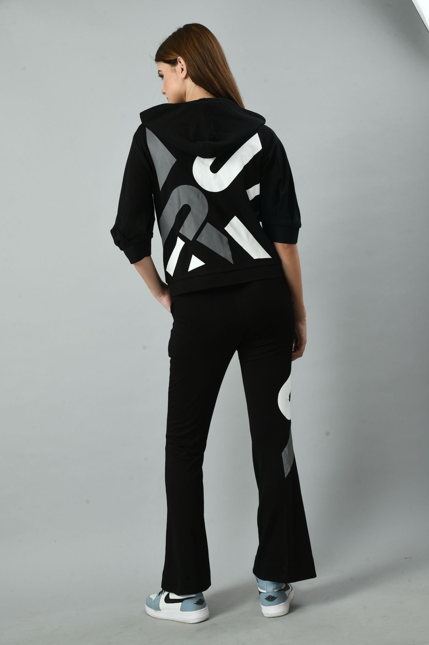 Monochrome Magic Set