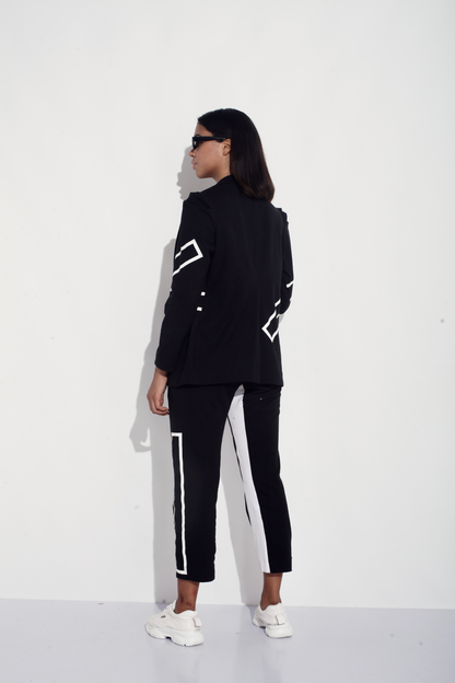 Black pant suit for evening wear. womens wear designer pant suit by Just Billi
